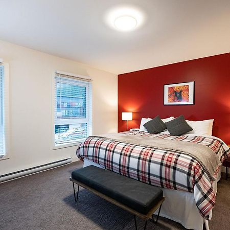 Alpine Escape By Revelstoke Vacations Apartment Exterior photo