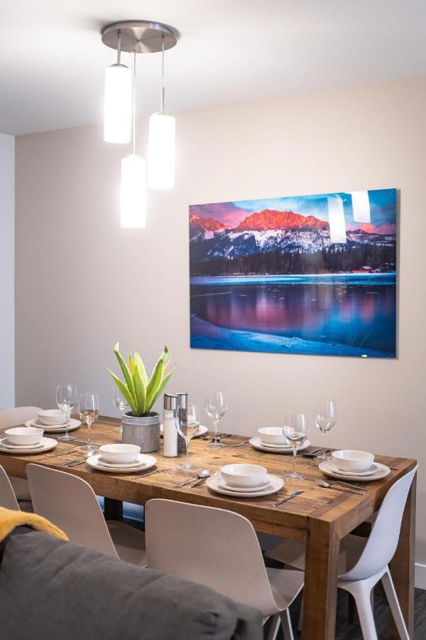 Alpine Escape By Revelstoke Vacations Apartment Exterior photo