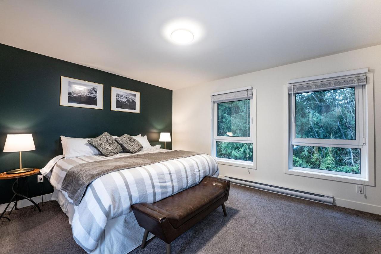 Alpine Escape By Revelstoke Vacations Apartment Exterior photo