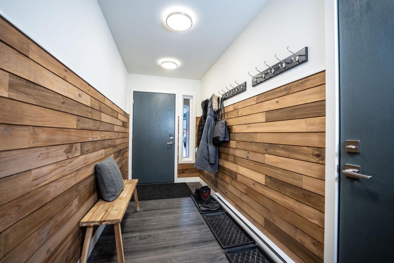 Alpine Escape By Revelstoke Vacations Apartment Exterior photo