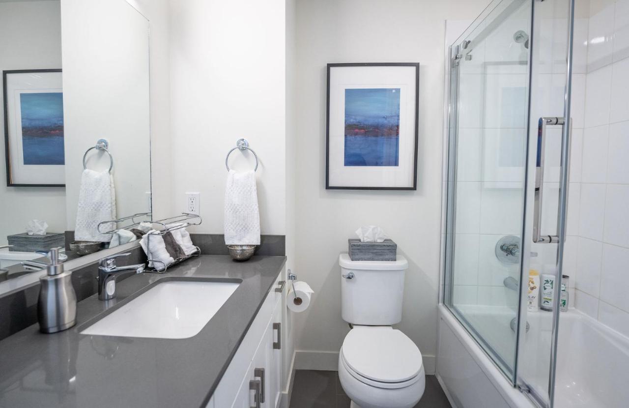 Alpine Escape By Revelstoke Vacations Apartment Exterior photo
